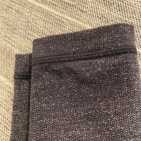 Lululemon 28” Dark Grey Leggings - Picture 7 of 7